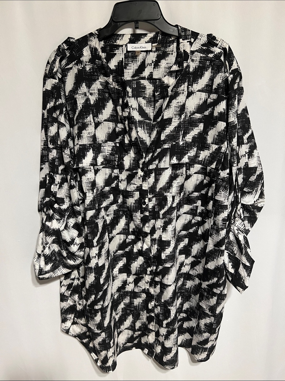 Calvin Klein Black & White Abstract Print Tunic Top
